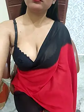Snapshot of cute_payal143 chatting on February 14, 2026, 6:10 am cute payal143 online show from February 14, 2026, 6:10 am