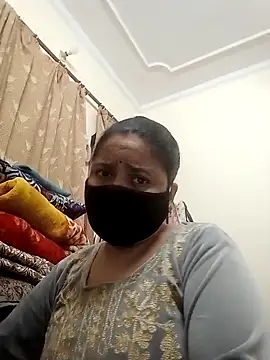 Snapshot of hot_69monika chatting on February 12, 2026, 9:48 am hot 69monika online show from February 12, 2026, 9:48 am