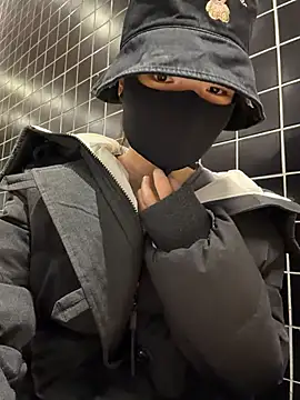 ZJbaby online show from March 5, 2026, 1:29 pm