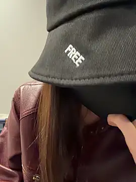 ZJbaby online show from April 10, 2026, 2:00 pm