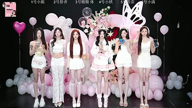 Shiny-girl7788 online show from March 24, 2026, 10:09 am