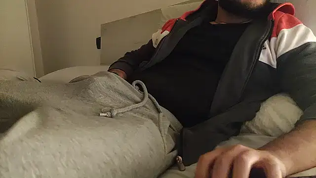 Reb born89 online show from February 9, 2026, 6:23 pm