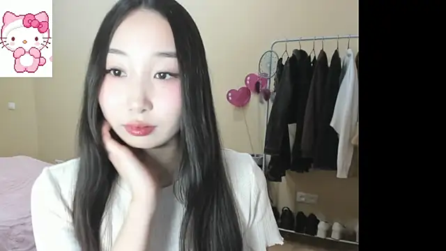 Amane Yuki online show from February 20, 2026, 5:02 pm