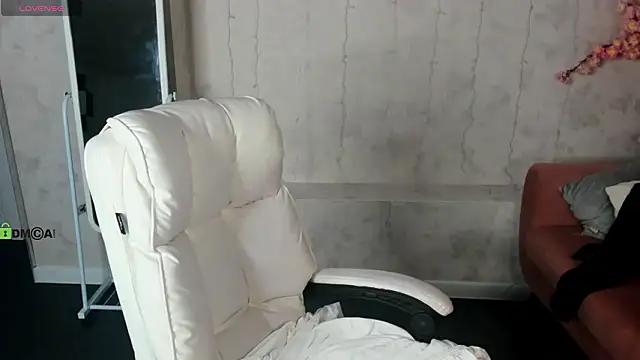 Sindy Ortega online show from March 11, 2026, 12:49 am