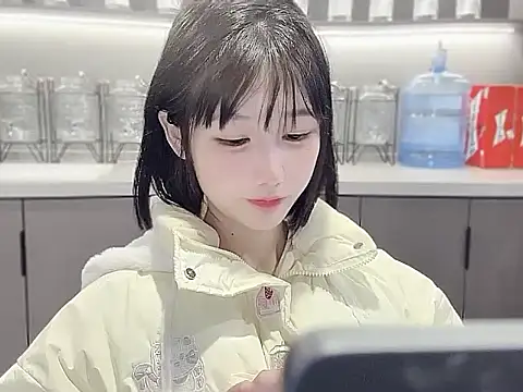 Snapshot of Ccc7- chatting on January 14, 2026, 11:16 am Ccc7- online show from January 14, 2026, 11:16 am