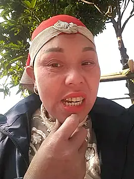 Snapshot of yuyu003 chatting on January 12, 2026, 2:28 am yuyu003 online show from January 12, 2026, 2:28 am