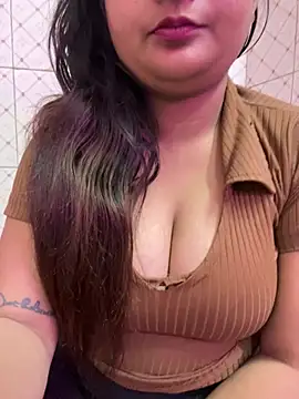 Curvy Anaya online show from January 18, 2026, 4:00 pm