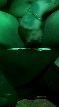 Snapshot of Robikabig20 chatting on December 8, 2024, 4:04 am Robikabig20 online show from December 8, 2024, 4:04 am