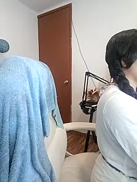 Maitte lover online show from February 23, 2026, 7:33 pm