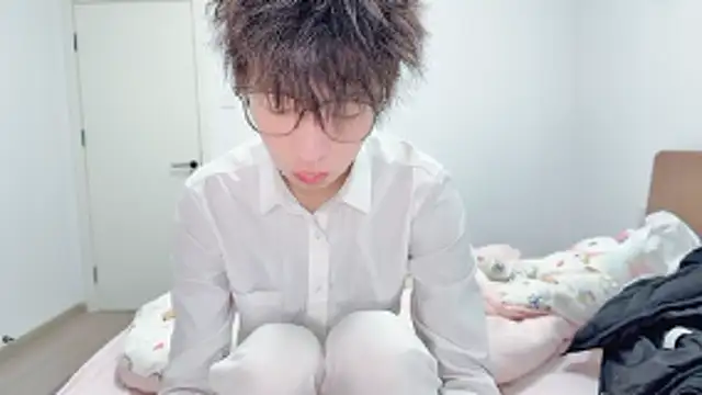 afahyu online show from February 6, 2026, 2:27 am