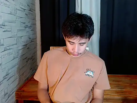 urdreamcock online show from April 5, 2026, 12:02 pm