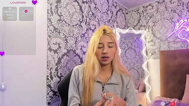 IRINA TAY1 online show from February 22, 2026, 4:13 am