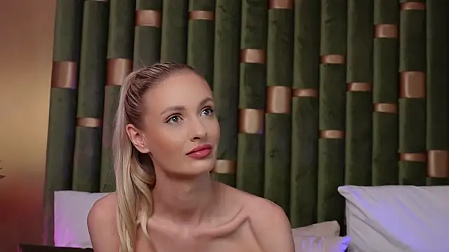 AmeliaAngel online show from December 4, 2024, 7:17 am