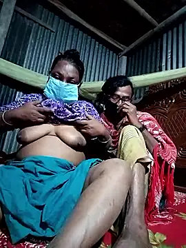 Snapshot of Hot-headed chatting on February 14, 2026, 3:53 pm Hot-headed online show from February 14, 2026, 3:53 pm