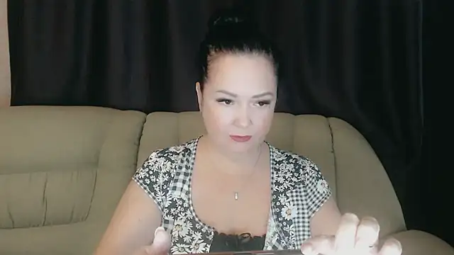 Snapshot of infinity_loveliness chatting on October 1, 2025, 6:19 am infinity loveliness online show from October 1, 2025, 6:19 am