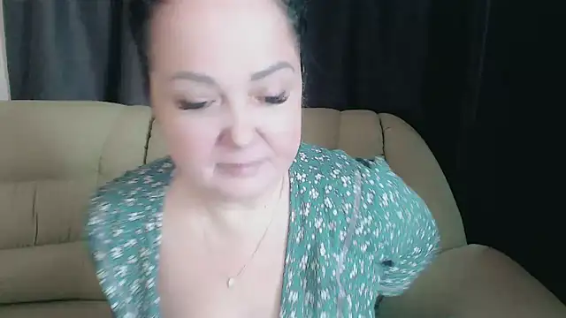 Snapshot of infinity_loveliness chatting on October 8, 2025, 6:22 am infinity loveliness online show from October 8, 2025, 6:22 am