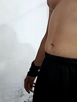 Snapshot of ravi18122 chatting on February 7, 2026, 5:16 pm ravi18122 online show from February 7, 2026, 5:16 pm