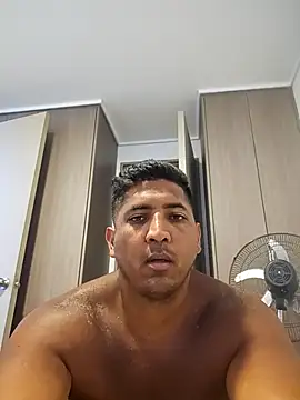 xxxch3o online show from January 7, 2026, 11:45 am