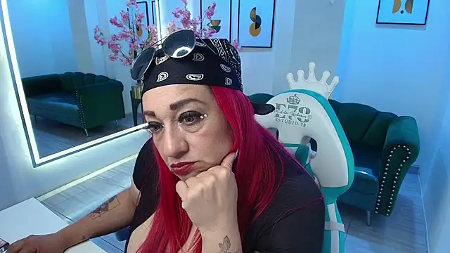 Snapshot of Hannah_andrews chatting on January 13, 2026, 7:30 pm Hannah andrews online show from January 13, 2026, 7:30 pm