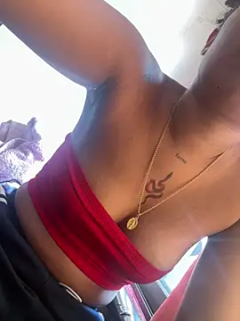 luucywilliams online show from March 25, 2026, 4:57 pm