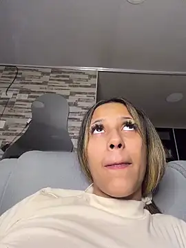 vicky bass  online show from February 15, 2026, 3:36 am