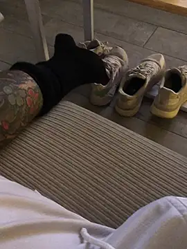 psilocibina22 online show from April 10, 2026, 3:56 am