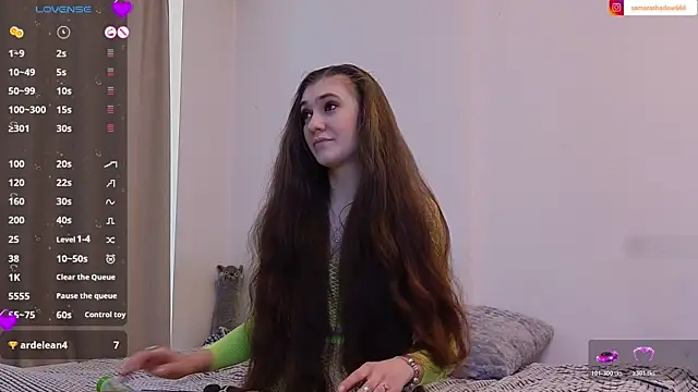 Snapshot of SamaraShadow chatting on April 13, 2026, 8:20 am SamaraShadow online show from April 13, 2026, 8:20 am