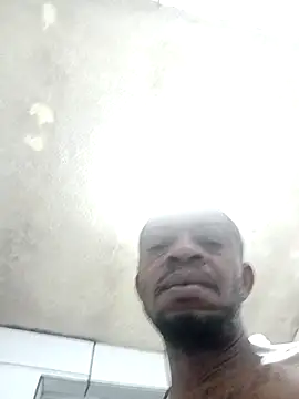 Negaomalinha1 online show from March 20, 2026, 4:06 am