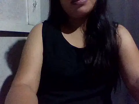 sweetprinces08 online show from April 10, 2026, 7:18 pm