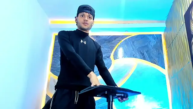 Lucas hot 20 online show from February 12, 2026, 1:28 pm