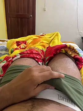 Snapshot of calientmex chatting on February 14, 2026, 4:04 pm calientmex online show from February 14, 2026, 4:04 pm