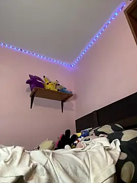 Alice randyy online show from April 6, 2026, 3:26 am