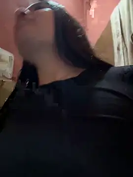 majesticmariee online show from May 21, 2026, 3:13 am