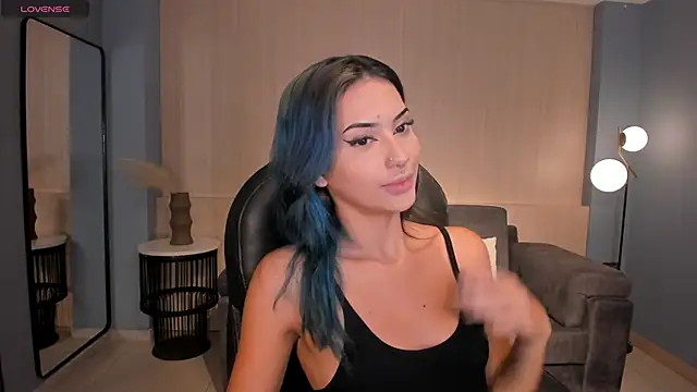 KayraLanne online show from February 18, 2026, 3:46 am