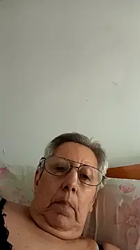 Marce1903 online show from February 15, 2026, 7:51 am