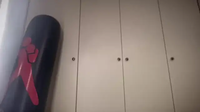 Snapshot of JSYMON chatting on February 4, 2026, 9:31 pm JSYMON online show from February 4, 2026, 9:31 pm