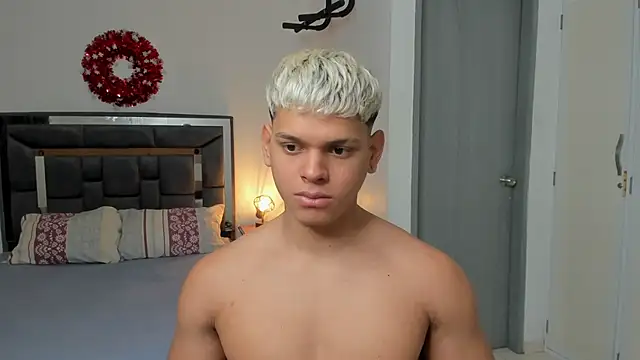 stefan leenox online show from April 1, 2026, 8:06 pm