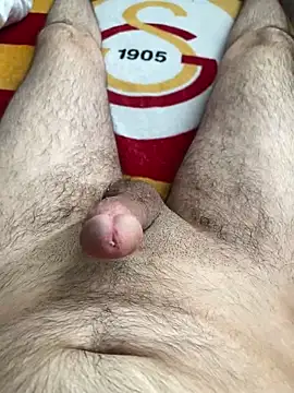 Snapshot of mhmtt12 chatting on February 5, 2026, 11:37 am mhmtt12 online show from February 5, 2026, 11:37 am