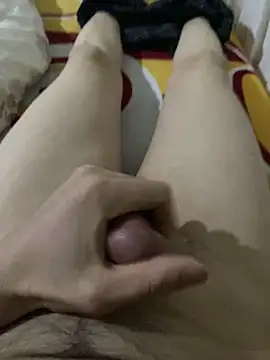 Snapshot of mhmtt12 chatting on February 20, 2026, 8:31 pm mhmtt12 online show from February 20, 2026, 8:31 pm