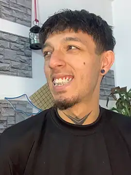 Snapshot of dark_rosse chatting on February 2, 2026, 10:08 pm dark rosse online show from February 2, 2026, 10:08 pm