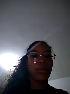 KATALINA SANTANA  online show from February 25, 2026, 11:36 pm