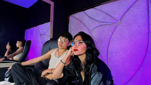 velvet mystic online show from April 4, 2026, 3:49 am