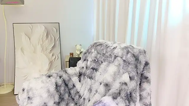 Miaomiao Baby520 online show from April 18, 2026, 8:07 am