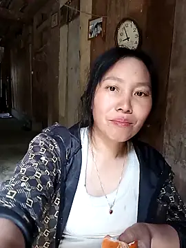 vesla-2k online show from March 18, 2026, 2:04 am