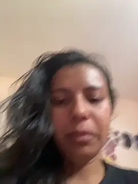 cinthia2011 online show from February 23, 2026, 6:49 pm