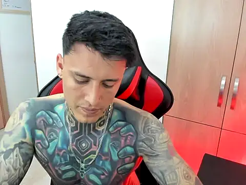 Chrissblack online show from February 16, 2026, 2:07 am