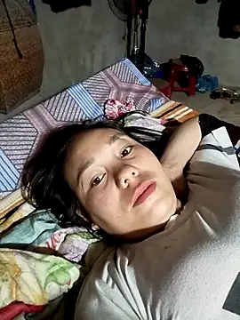 Snapshot of vanvan005 chatting on February 2, 2026, 11:25 pm vanvan005 online show from February 2, 2026, 11:25 pm