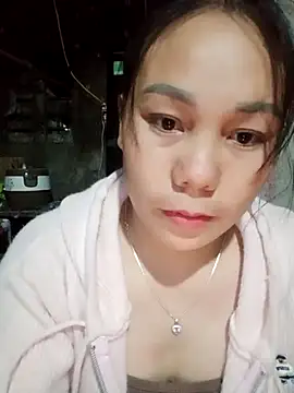 Snapshot of vanvan005 chatting on February 20, 2026, 11:00 am vanvan005 online show from February 20, 2026, 11:00 am