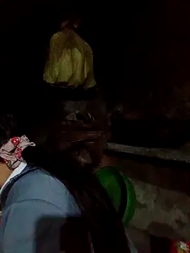 Snapshot of vanvan005 chatting on March 2, 2026, 12:01 pm vanvan005 online show from March 2, 2026, 12:01 pm