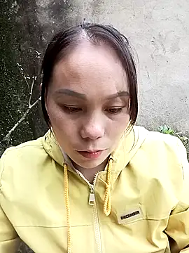 Snapshot of vanvan005 chatting on March 16, 2026, 9:35 am vanvan005 online show from March 16, 2026, 9:35 am